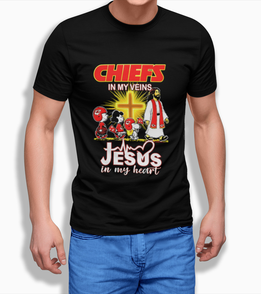Chiefs In My Veins Jesus In My Heart Snoopy And Charlie Football T-Shirt
