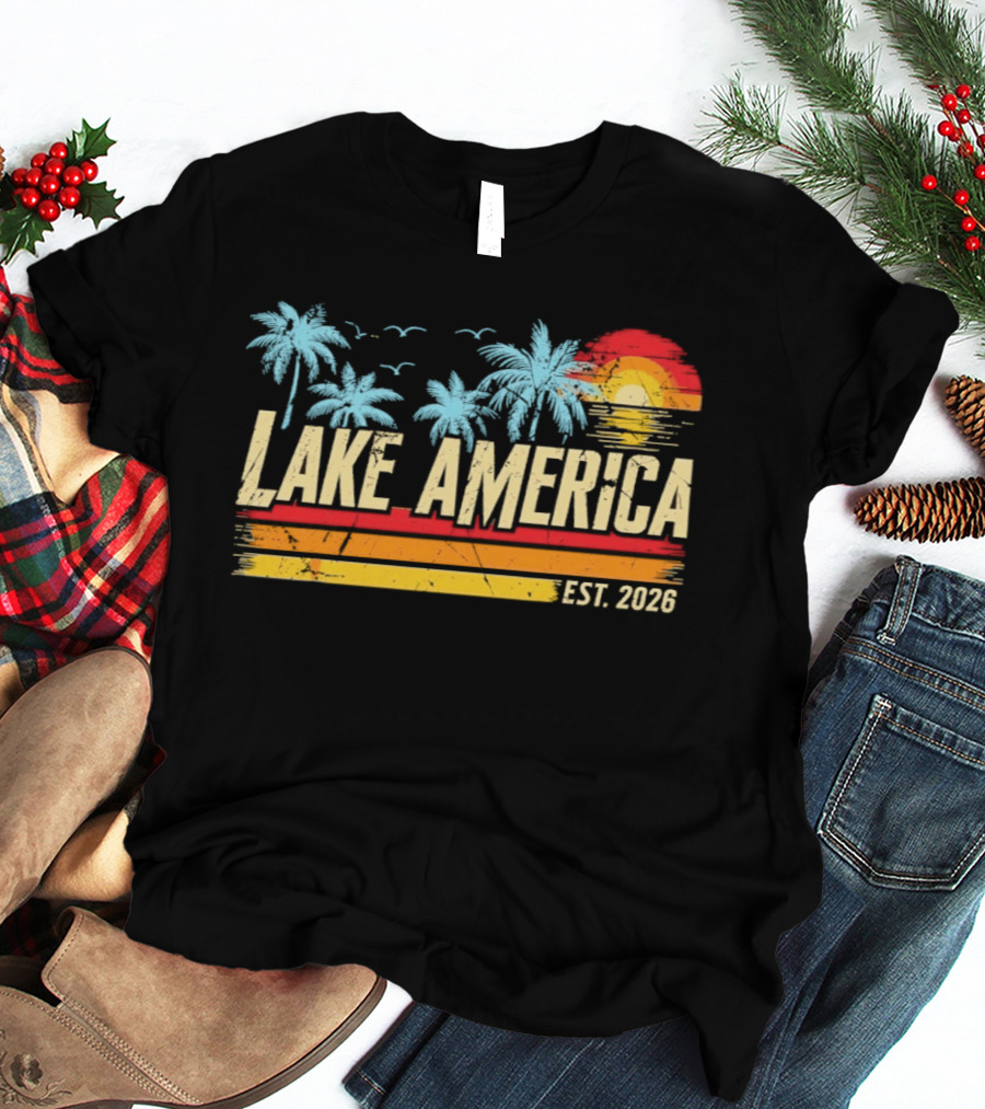 Lake America Est 2026 Tropical Vacation Sunset Palm Trees And Seagulls T-Shirt