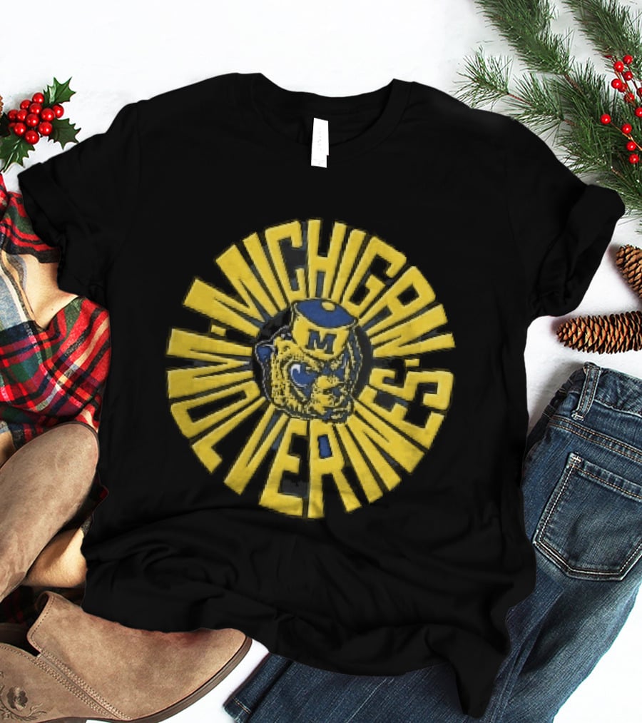 Michigan Wolverines NCAA Sailor Cap Radial Vintage Look T-Shirt