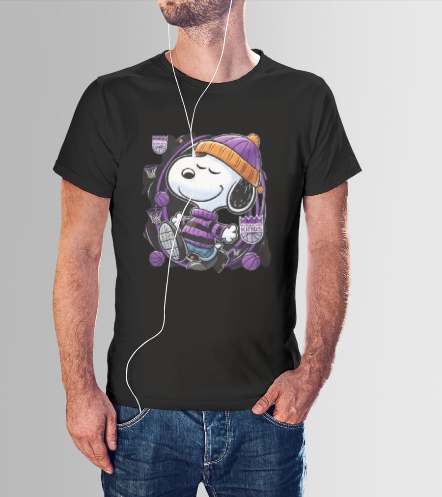 Sacramento Kings NBA Snoopy Walking Beanie Striped Basketball Hoops T-Shirt
