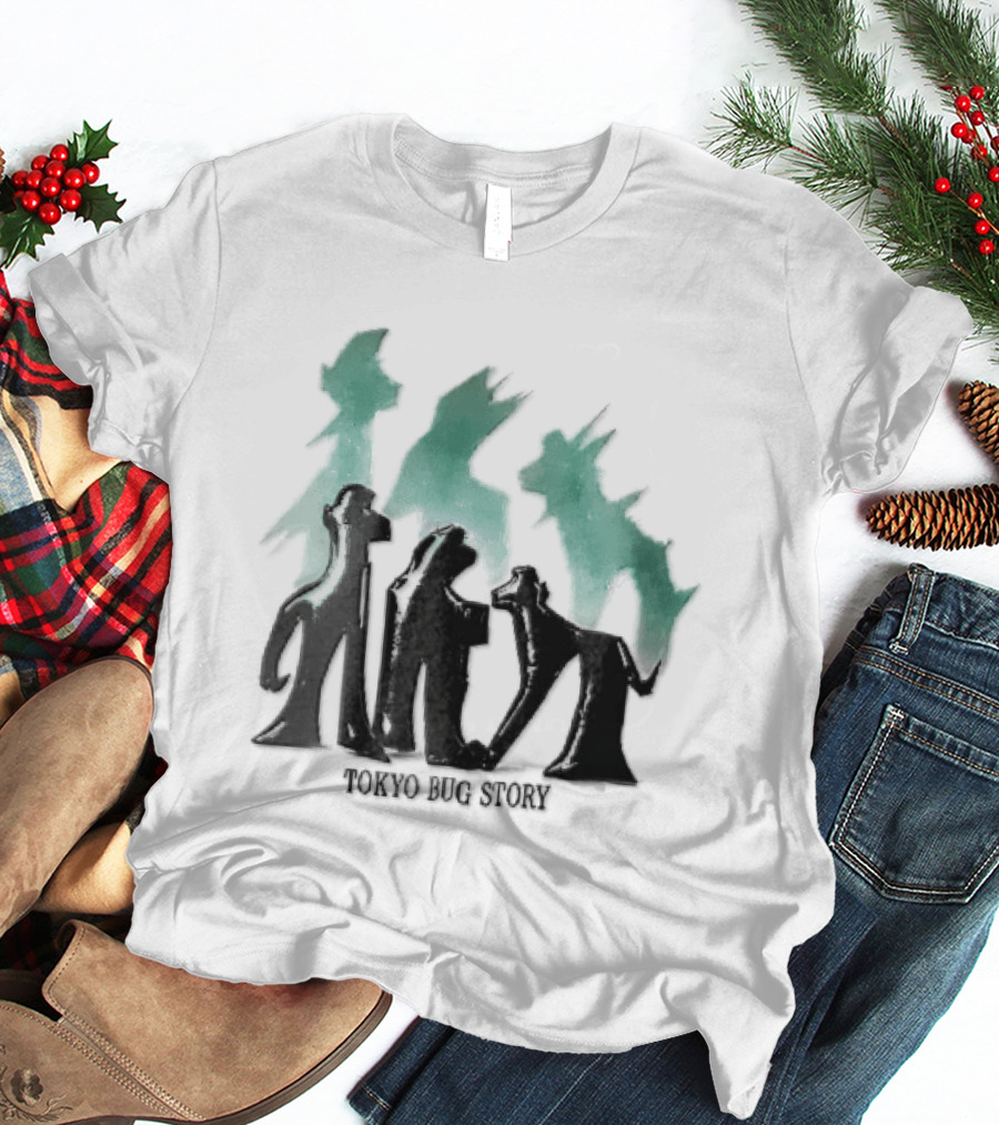 Tokyo Bug Story Glossy Black Figures Green Watercolor Shadows T-Shirt