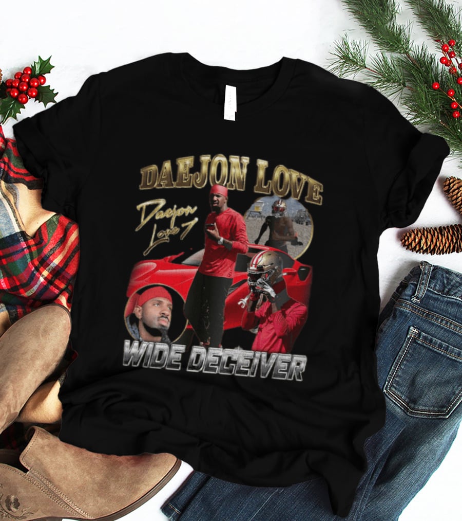 Daejon Love Wide Deceiver Red Car Helmet Bold Look T-Shirt