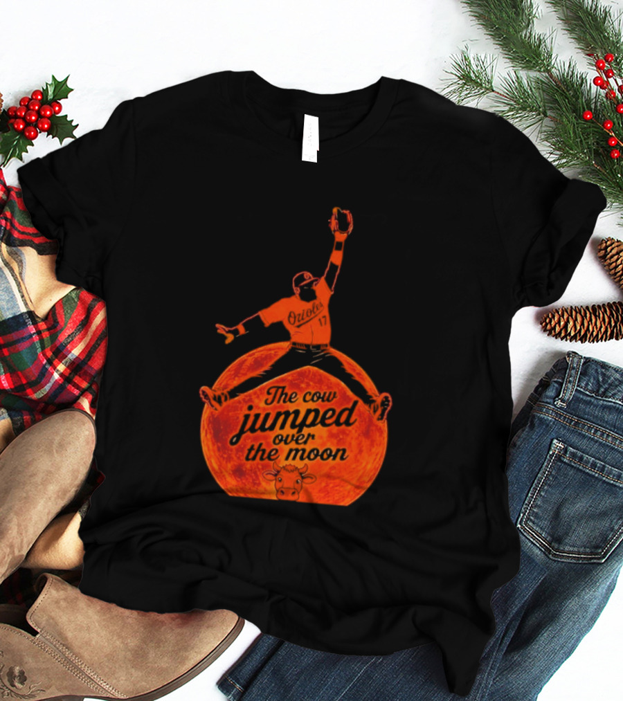Colton Cowser The Cow Jumped Over The Moon Baseball Catcher T-Shirt