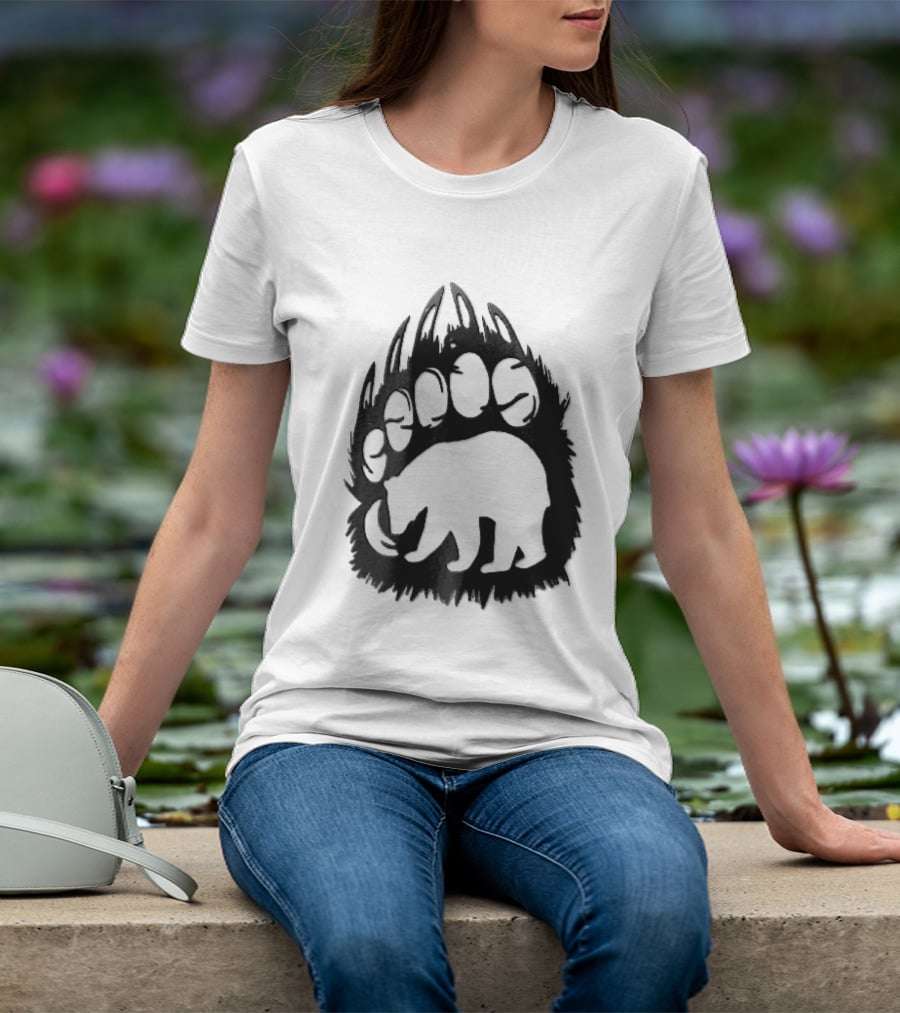 Black Sharp Clawed Grizzly Bear Paw Walking Silhouette Animal Print T-Shirt