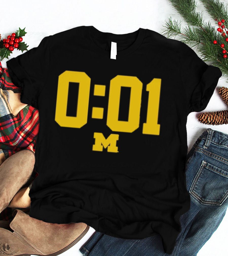 Michigan Wolverines 0.01 Seconds M T-Shirt