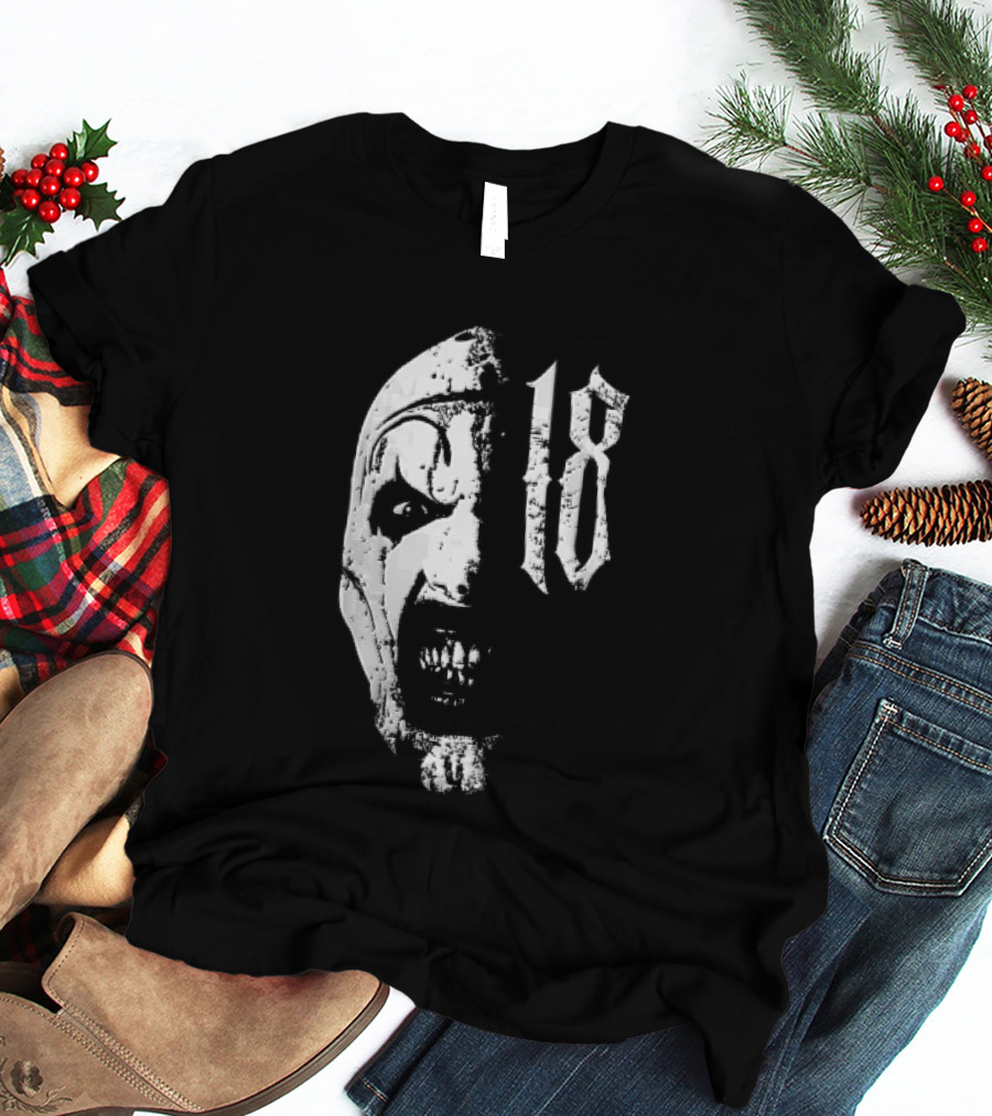18 Terrifier Clown Distressed Half Face Screaming T-Shirt