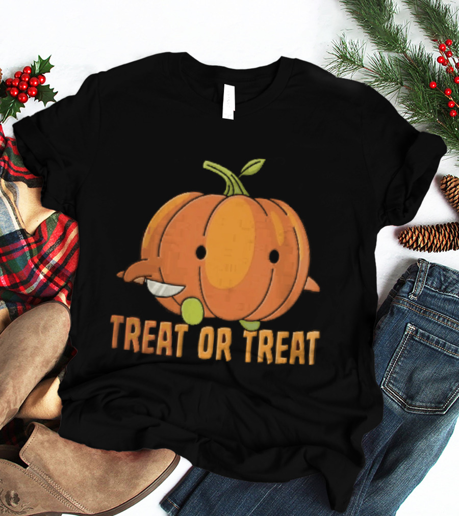 Treat Or Cartoon Pumpkin Holding Small Knife T-Shirt