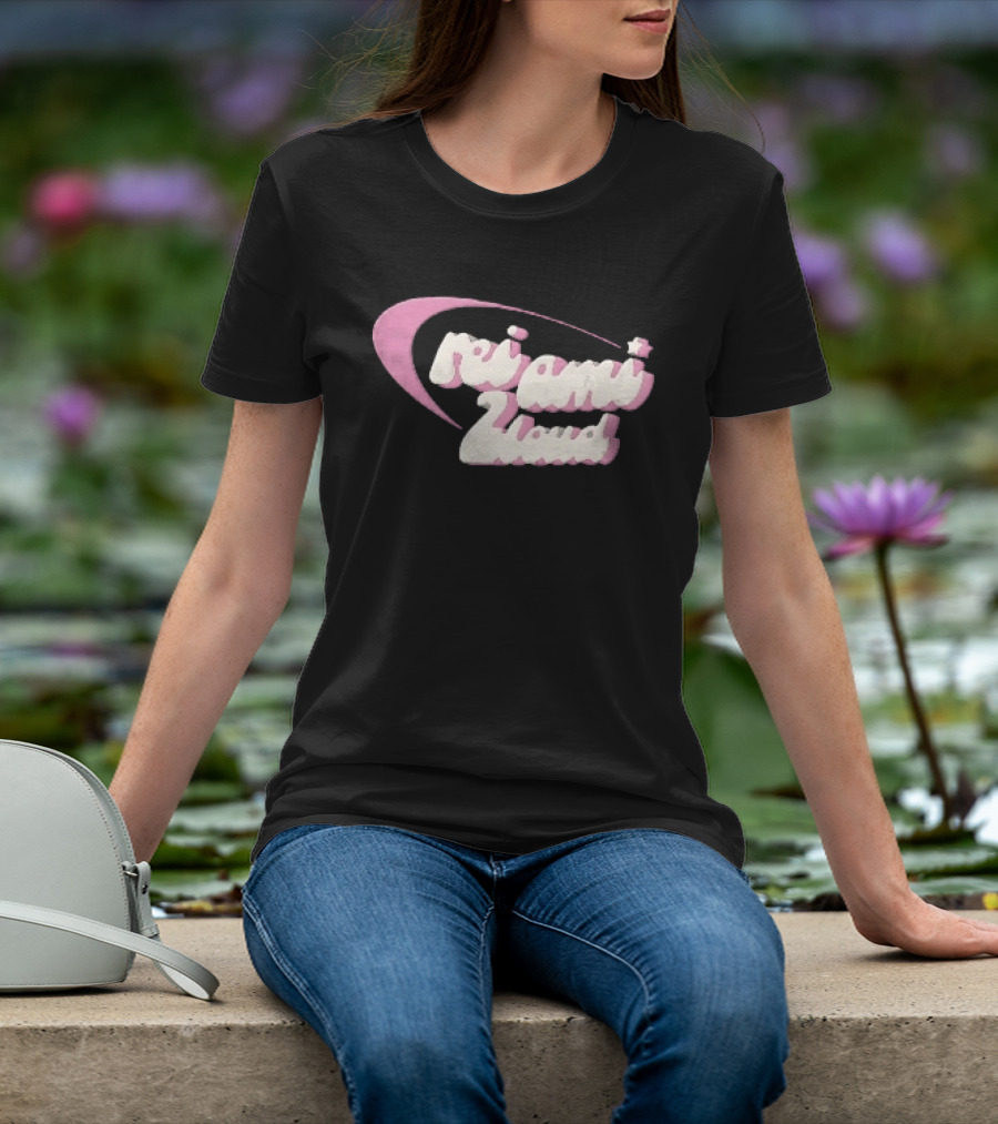 Rei Ami To Loud Pink Orbit Ring Star 3D Logo Playful T-Shirt