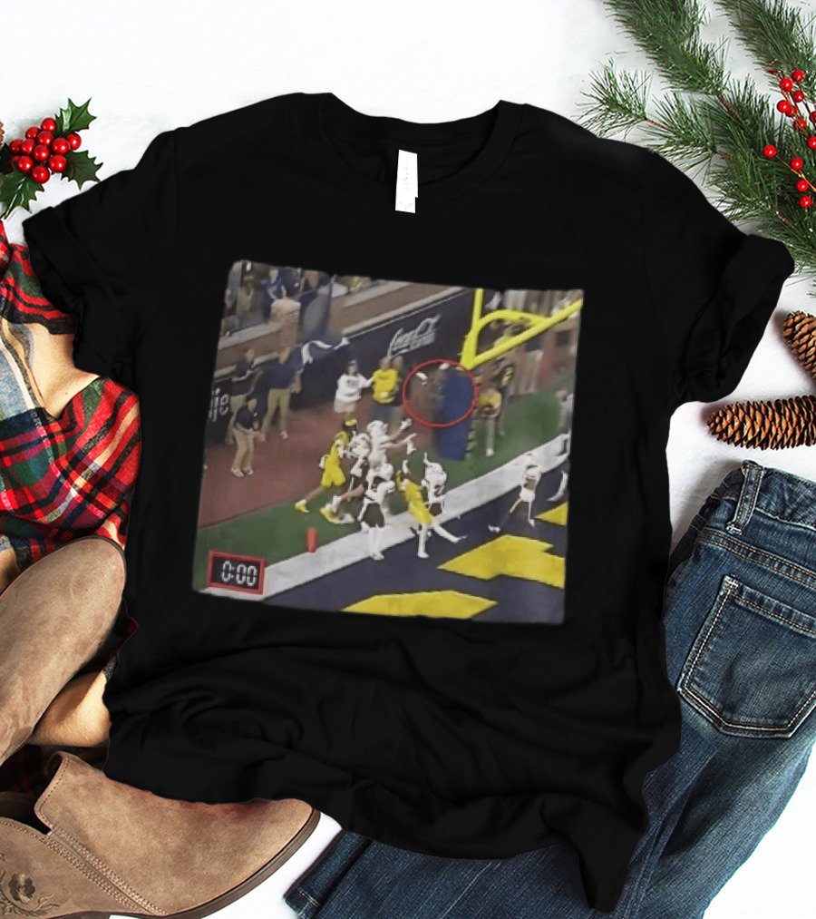 Michigan Wolverines NCAA Football Endzone Goalpost Red Circles 0:00 Photo T-Shirt