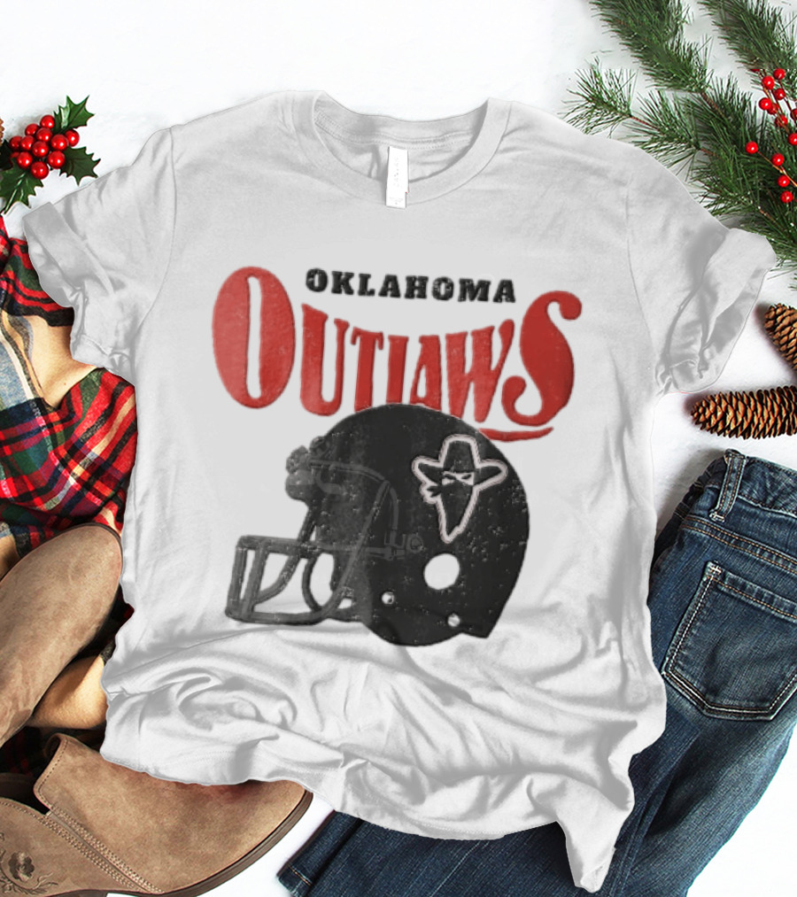 Oklahoma Outlaws Distressed Black Helmet Masked Bandit 2025 T-Shirt