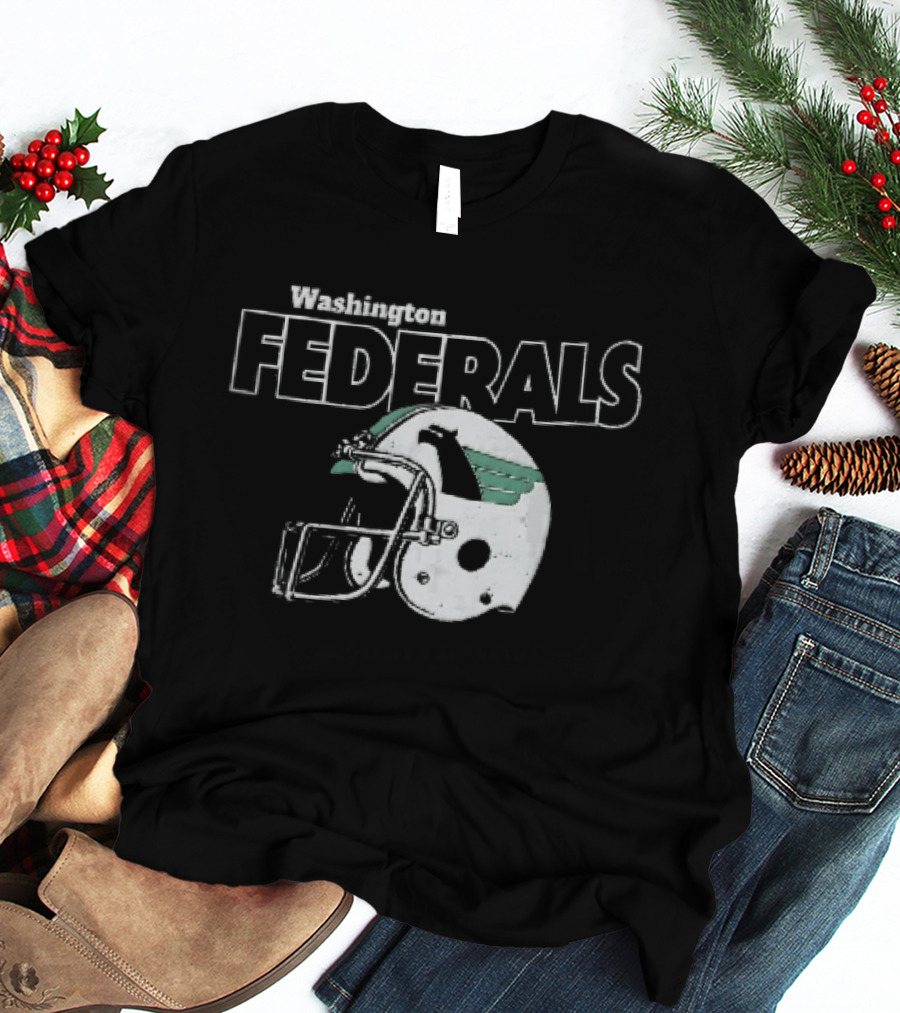 Washington Federals Distressed Football Helmet Green Eagle T-Shirt