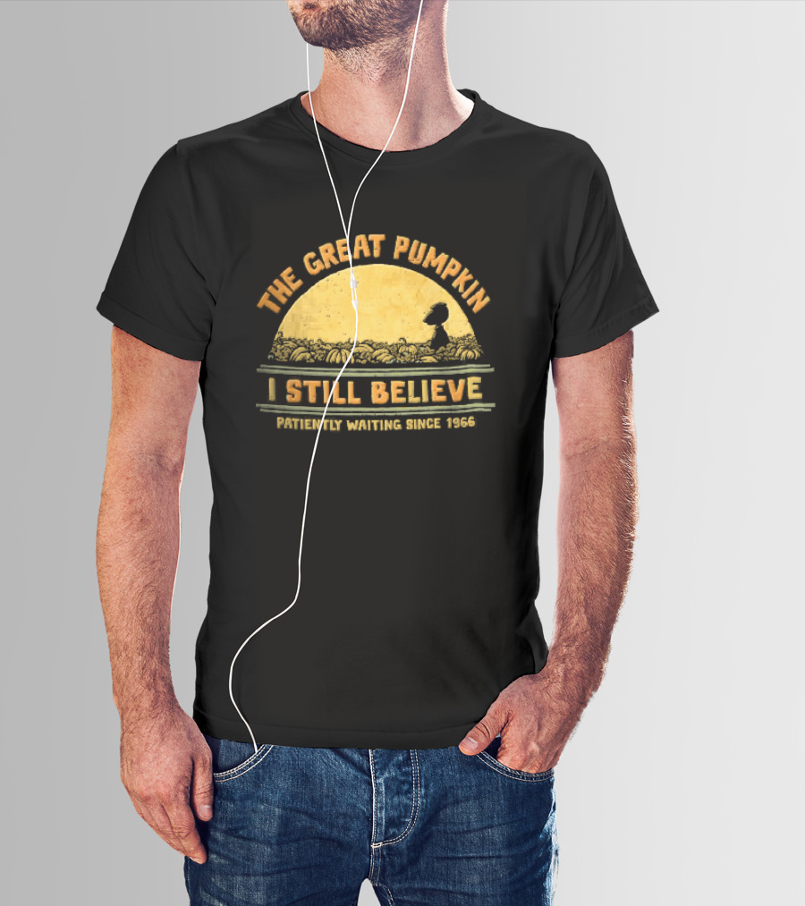 The Great Pumpkin I Still Believe Patiently Waiting Since 1966 Yellow Moon Snoopy Silhouette Distressed T-Shirt