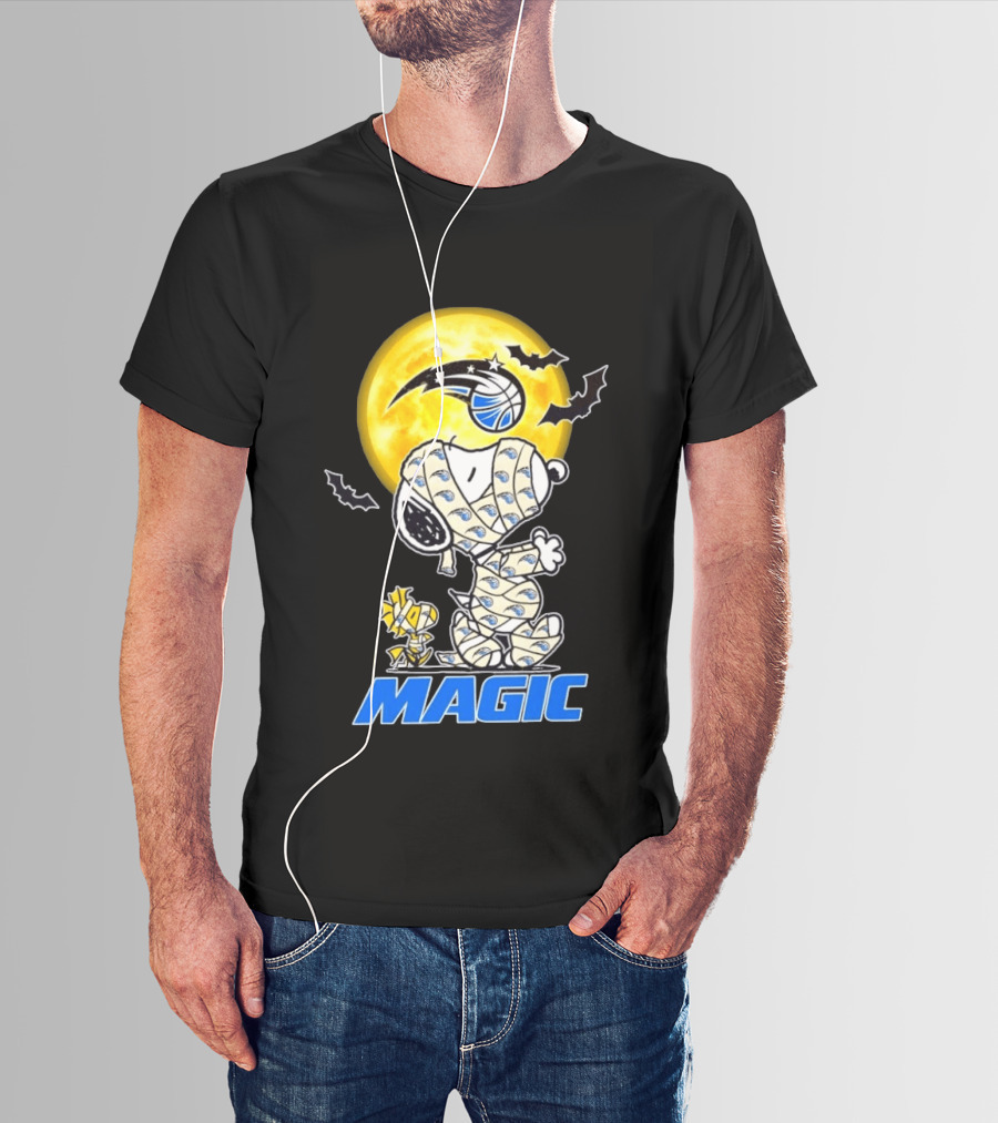 Orlando Magic Snoopy Woodstock Halloween Mummy Cosplay With Moon And Bats T-Shirt