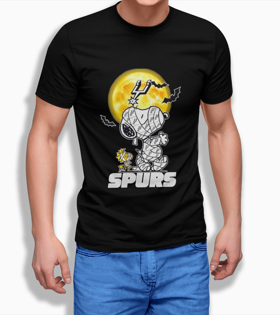 San Antonio Spurs Snoopy Woodstock Halloween Mummy Cosplay T-Shirt