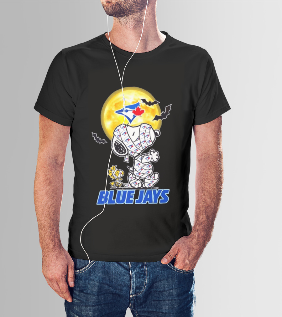 Toronto Blue Jays Halloween Snoopy Woodstock Mummy Cosplay Full Moon Bats T-Shirt