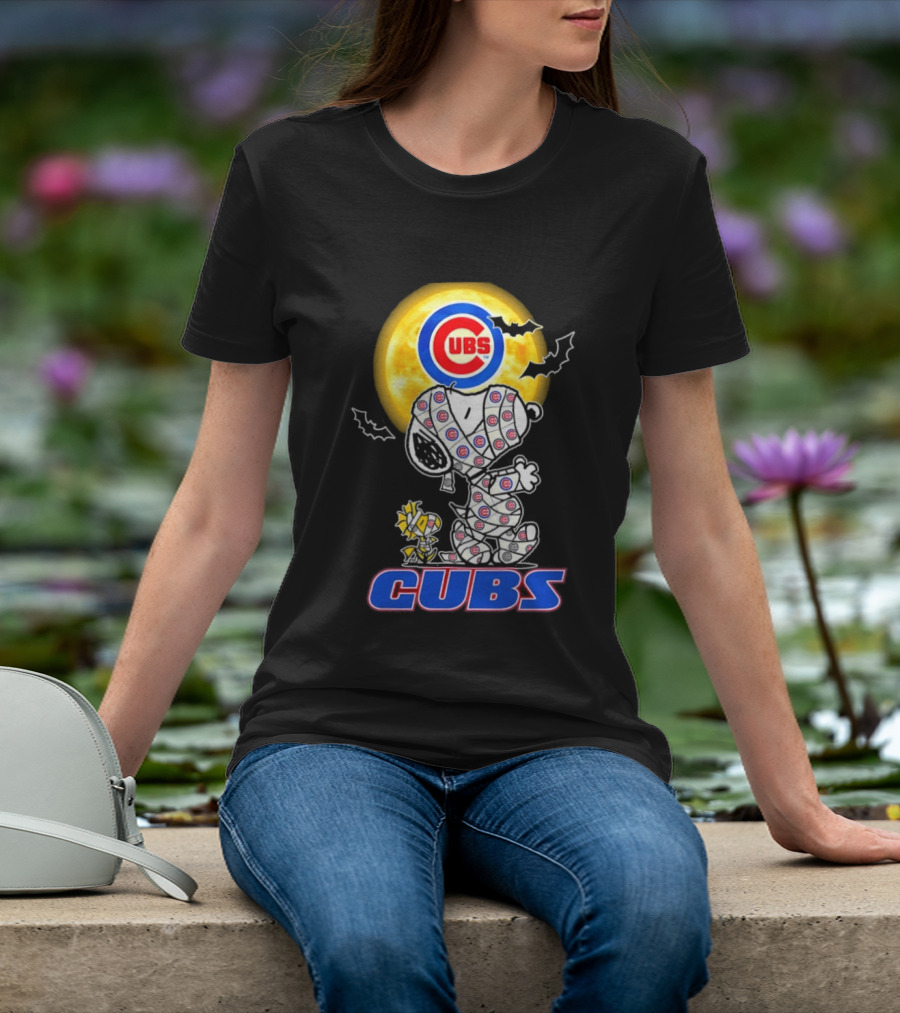 Chicago Cubs Snoopy Woodstock Halloween Mummy Cosplay T-Shirt