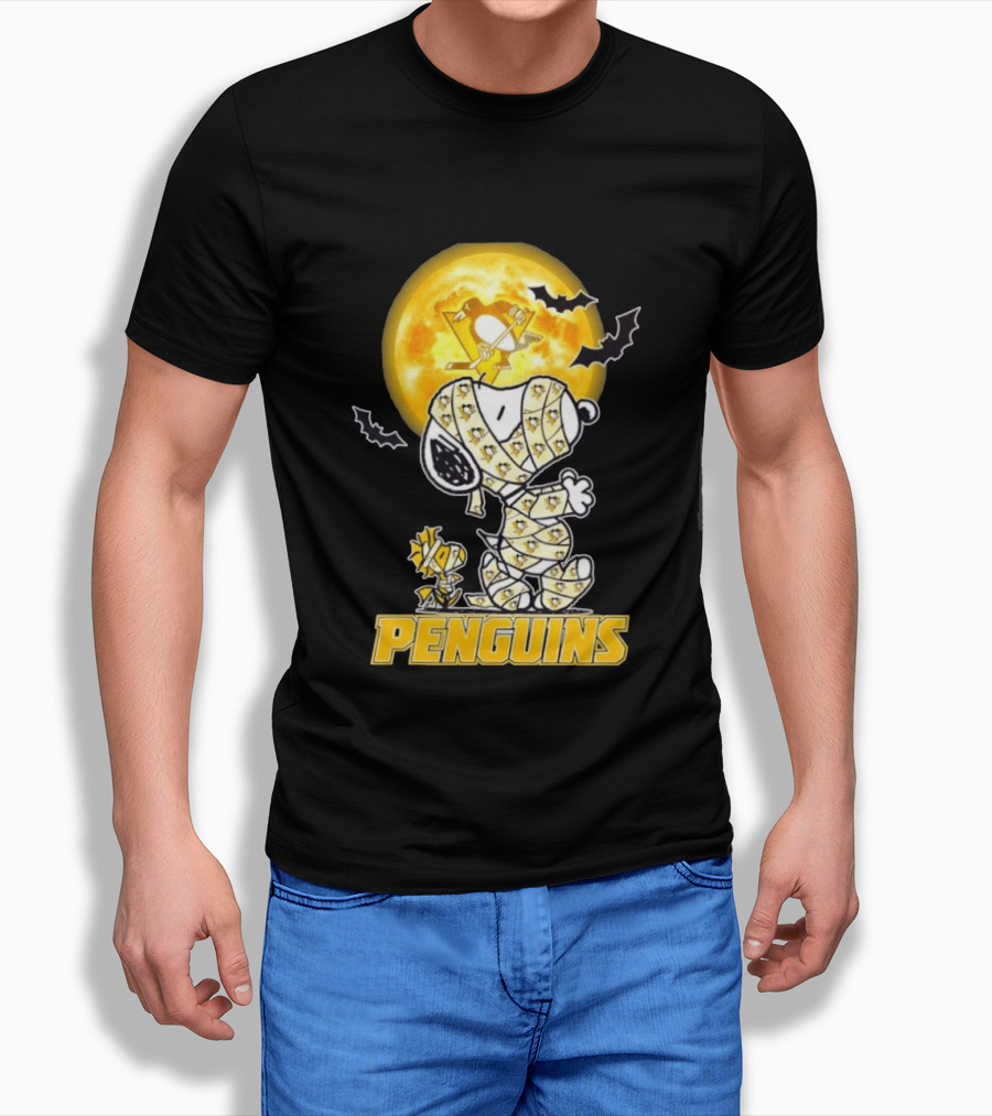 Pittsburgh Penguins Snoopy Woodstock Mummy Halloween Moon Bats T-Shirt