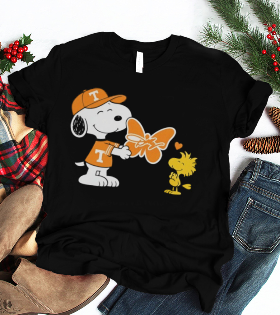 Snoopy Tennessee Volunteers Dolly Parton Woodstock Butterfly T-Shirt