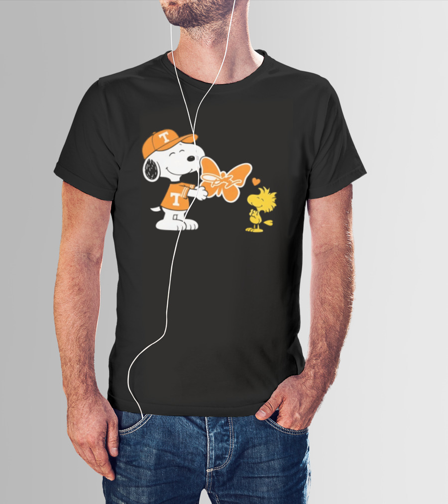 Snoopy Tennessee Volunteers Dolly Parton Woodstock Butterfly T-Shirt