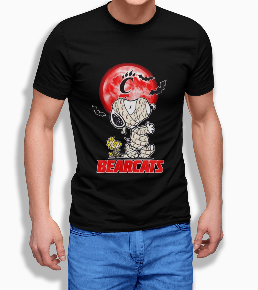 Cincinnati Bearcats Snoopy Woodstock Mummy Halloween Moon T-Shirt