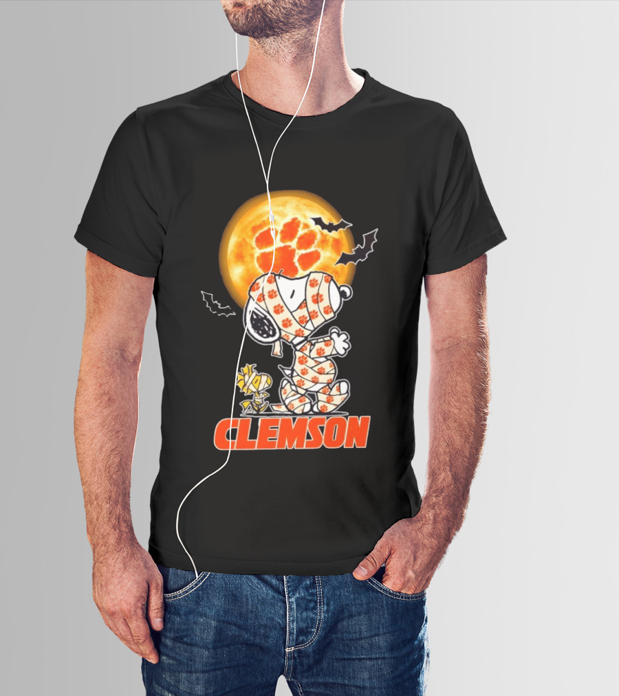 Clemson Tigers Snoopy Woodstock Mummy Halloween Moon Bats T-Shirt