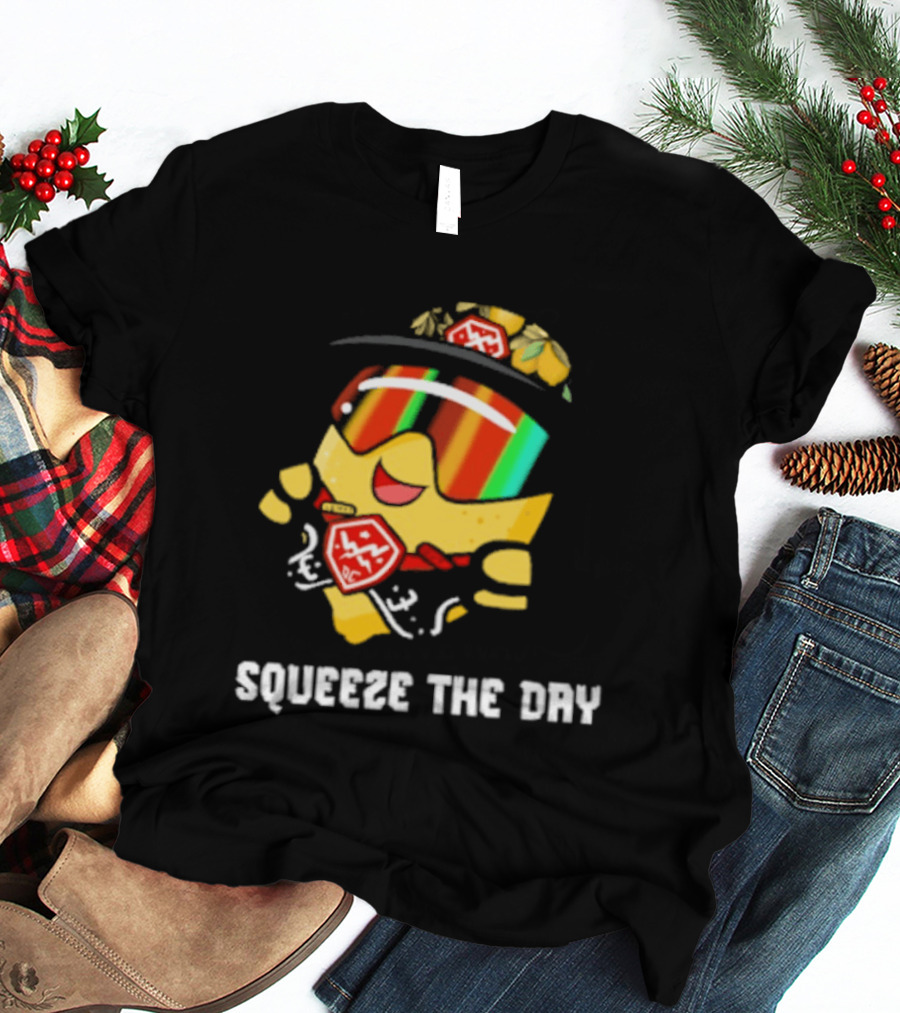 Lemon Guy Squeeze The Day Sunglasses Cool Vibe T-Shirt