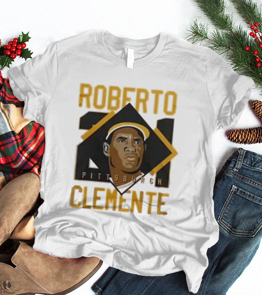 Roberto Clemente 21 Pittsburgh Pirates Iconic Baseball Legend T-Shirt