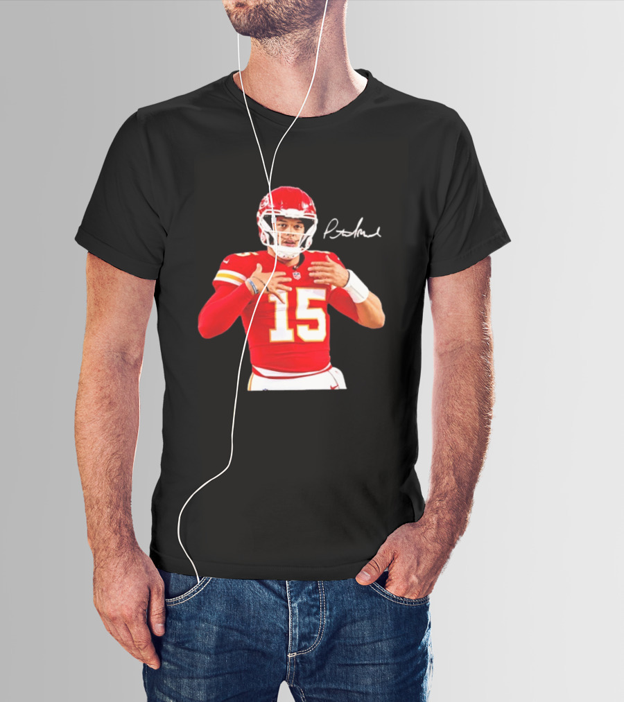Patrick Mahomes Kansas City Chiefs Number 15 Autograph NFL Quarterback T-Shirt
