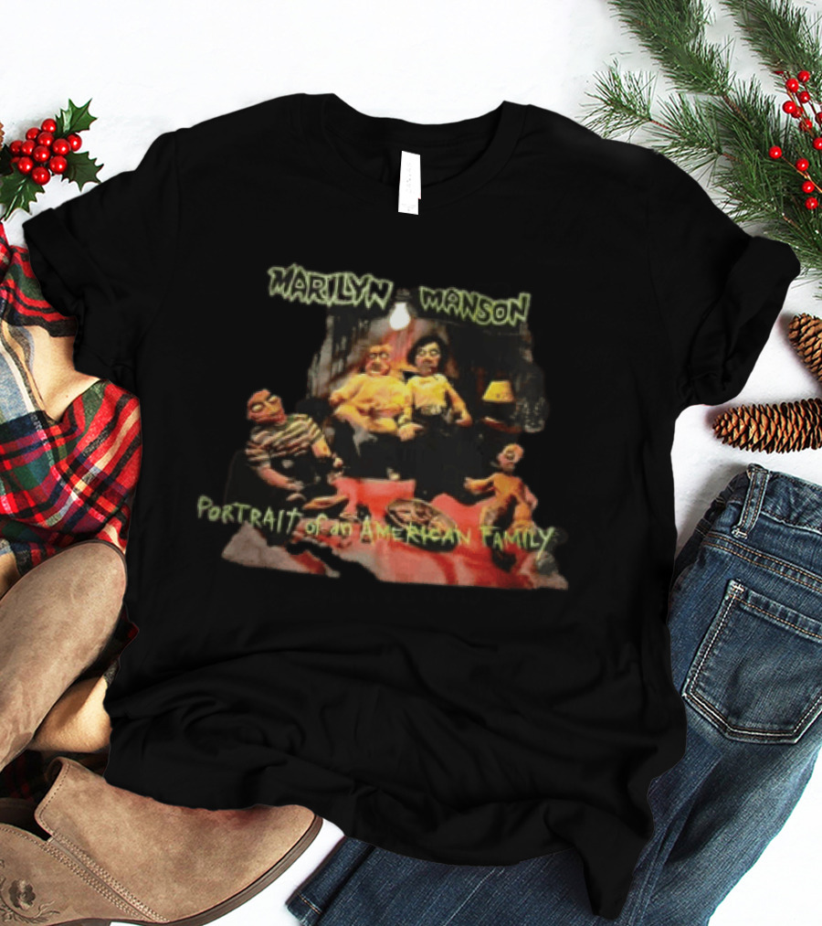 Marilyn Manson Portrait Of An American Family Dolls Living Room Scene T-Shirt