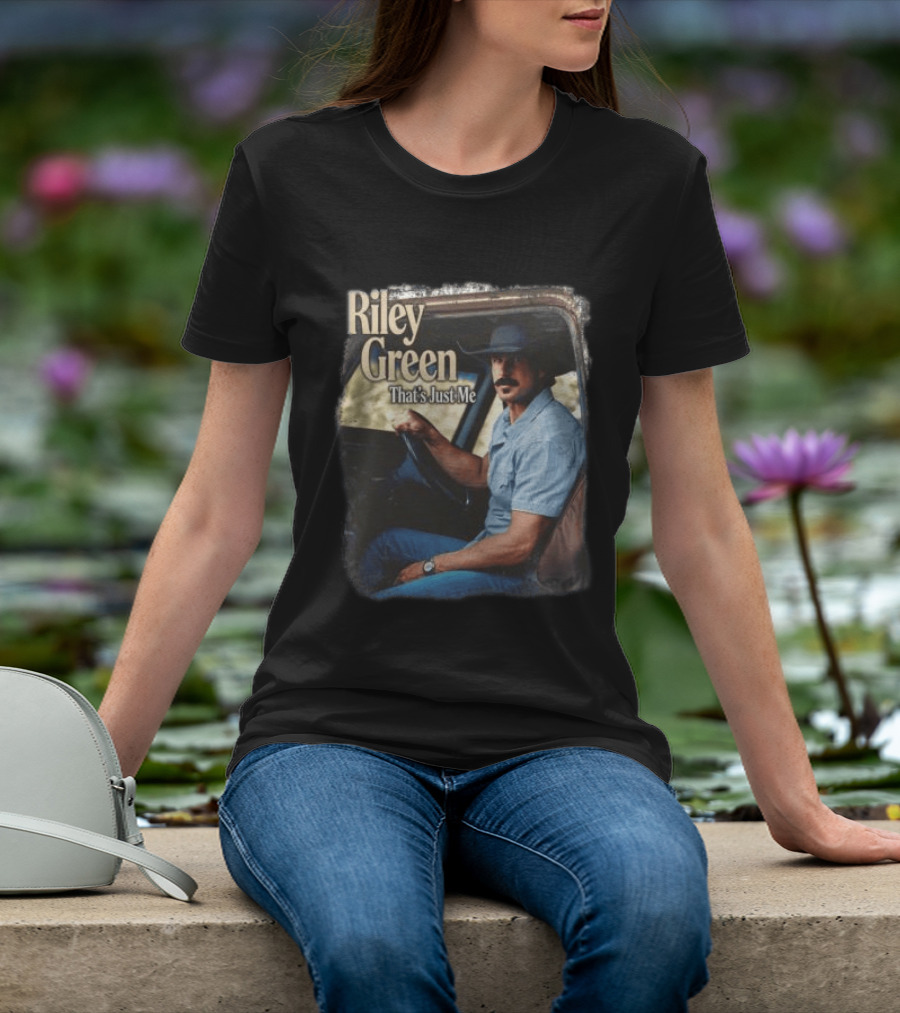 Riley Green That's Just Me Vintage Truck Driver Aesthetic T-Shirt