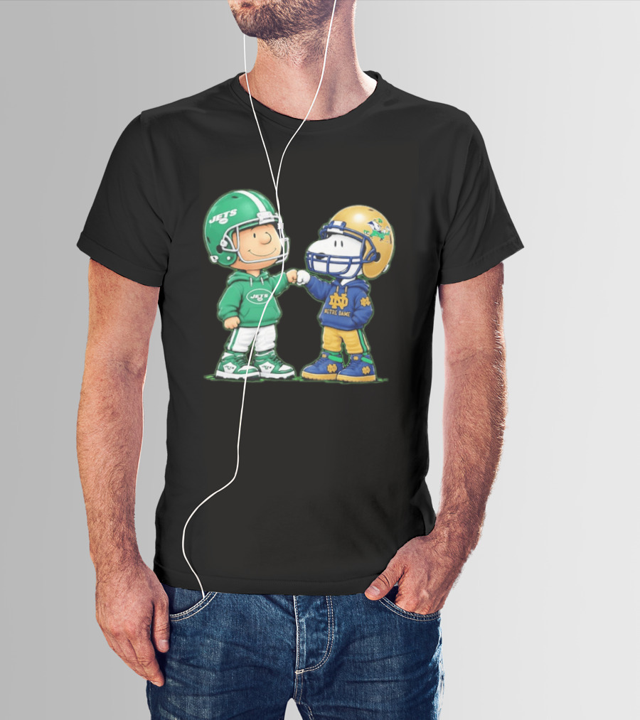 Charlie Brown Jets Snoopy Notre Dame Fist Bump T-Shirt