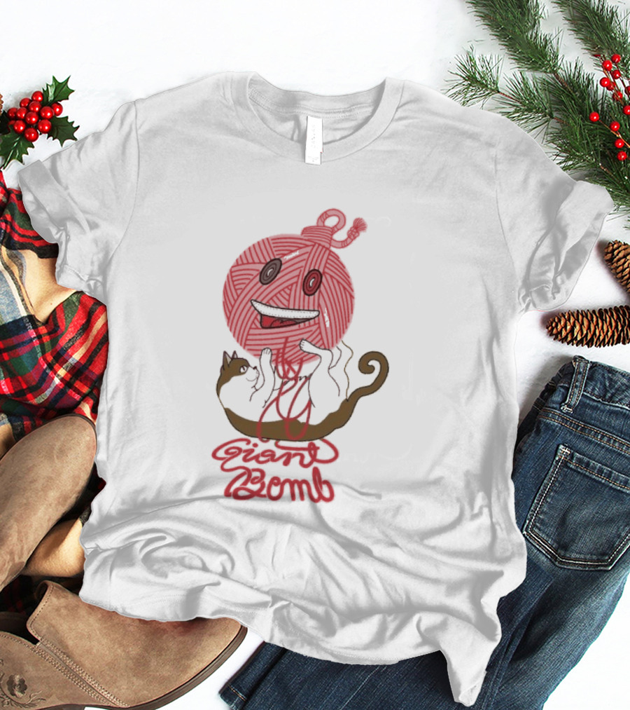 Giant Bomb Cat Monster Red Yarn Ball T-Shirt