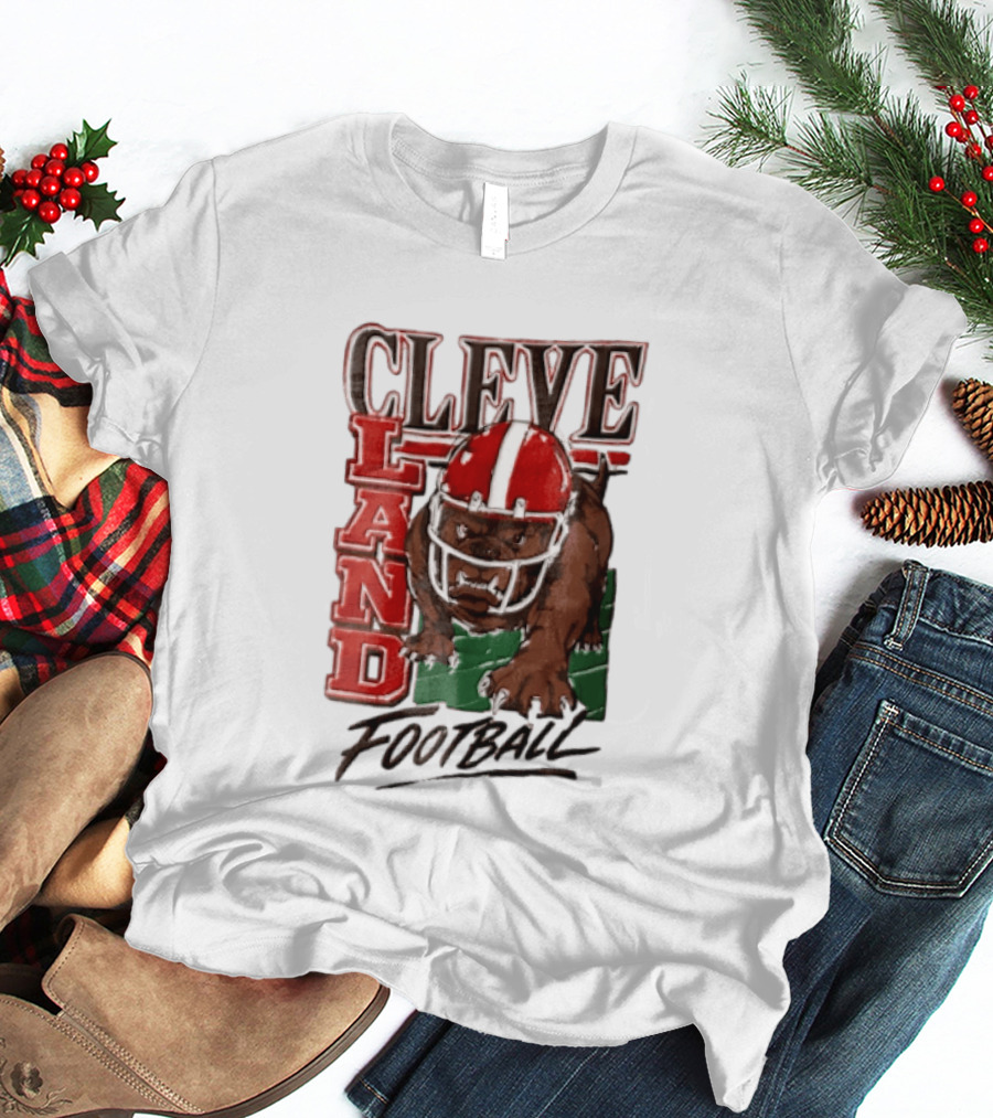 Cleveland Browns Bulldog Football Helmet Mascot Running T-Shirt