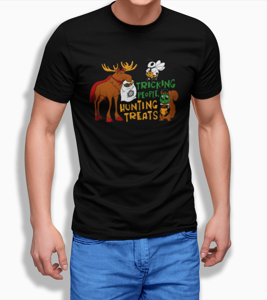 Tricking People Hunting Treats Moose Squirrel Ghost Halloween T-Shirt