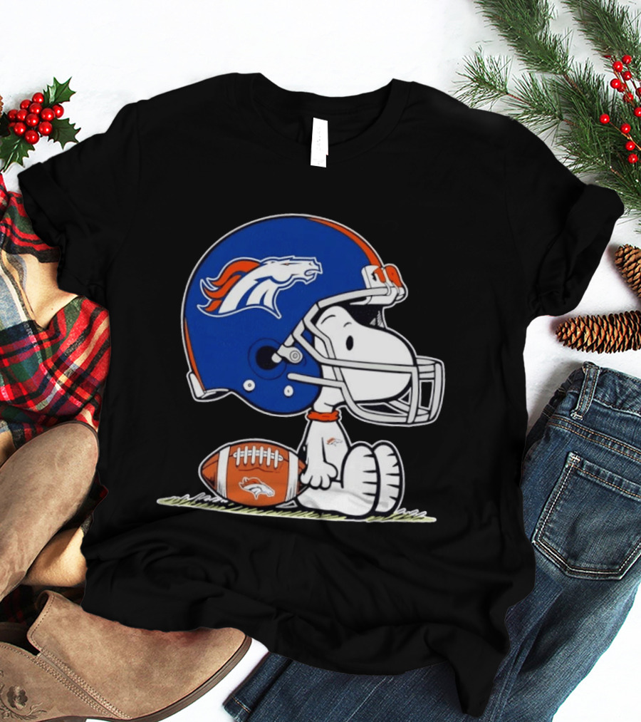 Peanuts Snoopy Denver Broncos Helmet Fan Favorite T-Shirt