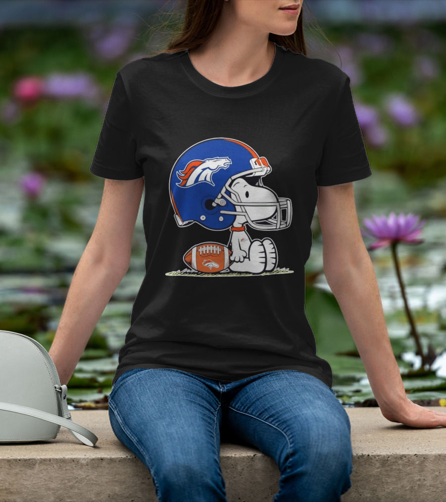 Peanuts Snoopy Denver Broncos Helmet Fan Favorite T-Shirt