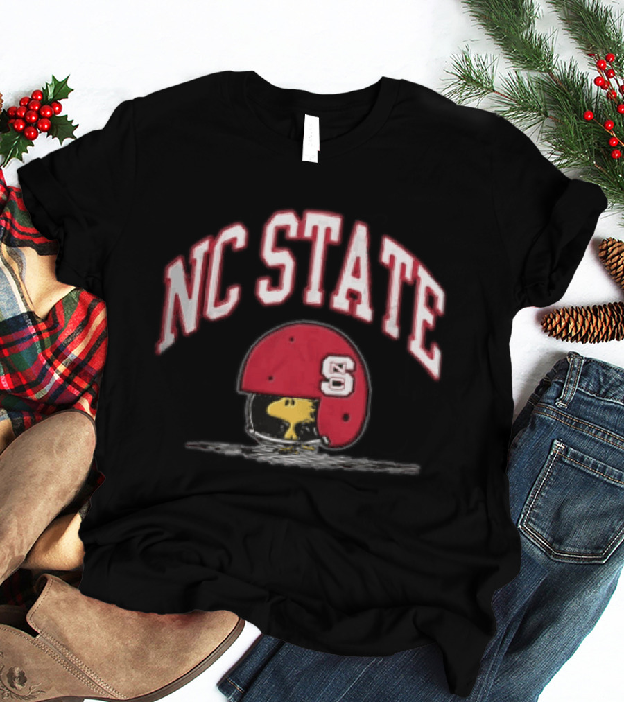 NC State Woodstock Football Helmet Cartoon Peanuts T-Shirt