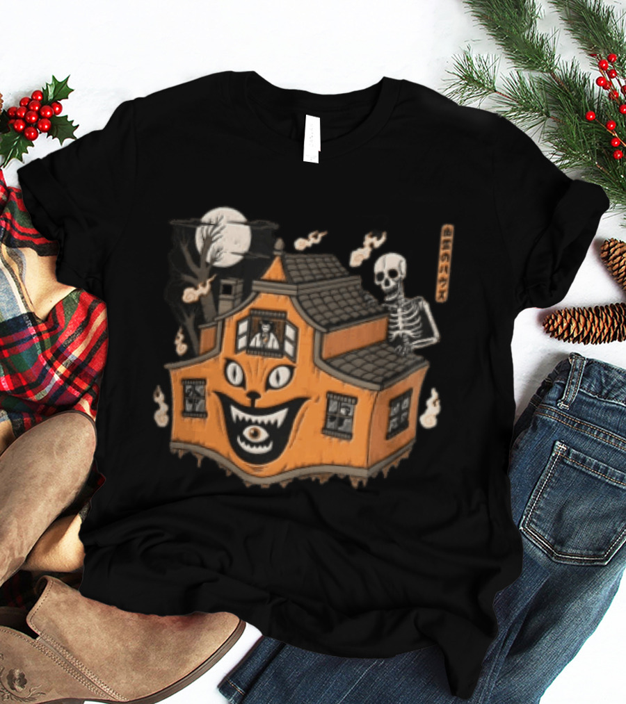 Skeleton Moon Haunted House Cat Face Halloween T-Shirt