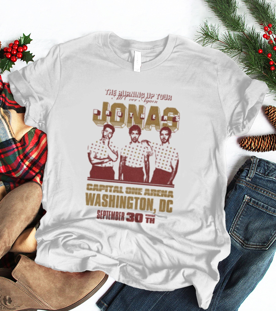 Jonas Brothers Live Tour Capital One Arena Washington DC April 30 T-Shirt