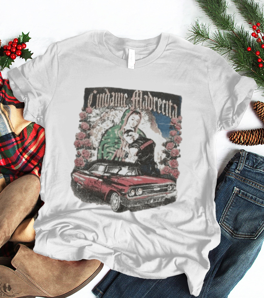 Cuidame Madrecita Red Classic Car With Roses And Religious T-Shirt