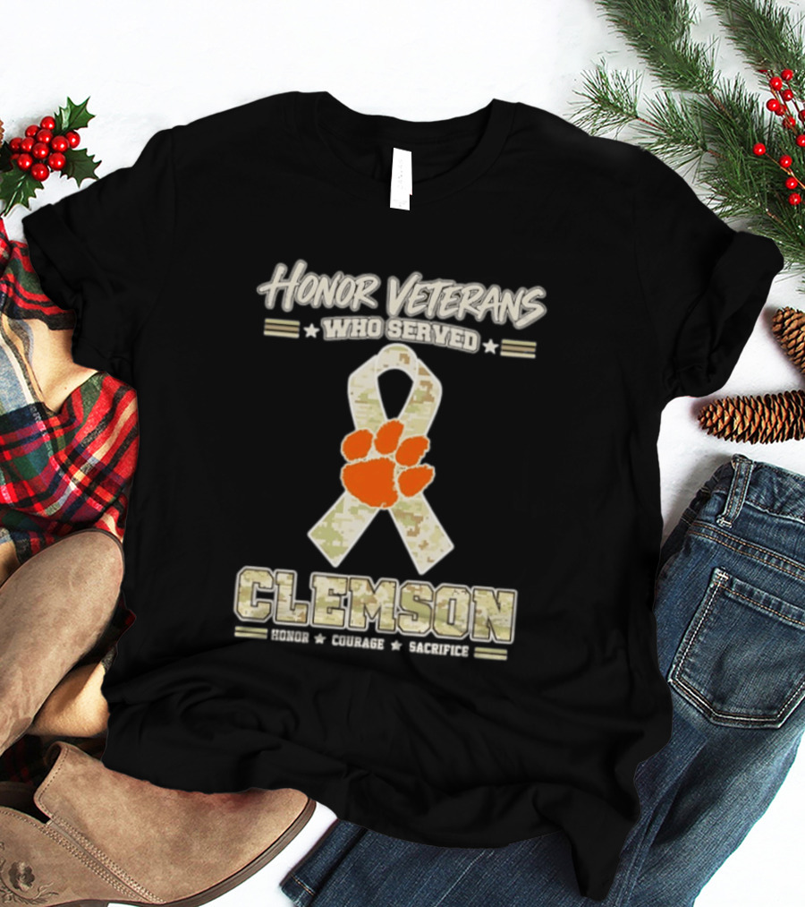 Honor Veterans Who Served Clemson Tigers Honor Courage Sacrifice Camouflage Ribbon T-Shirt