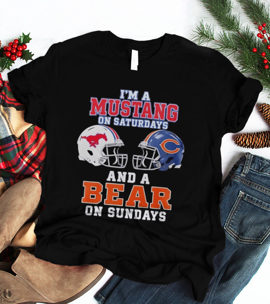 I'm A Mustang On Saturdays And A Bear On Sundays Football Helmet Logos T-Shirt