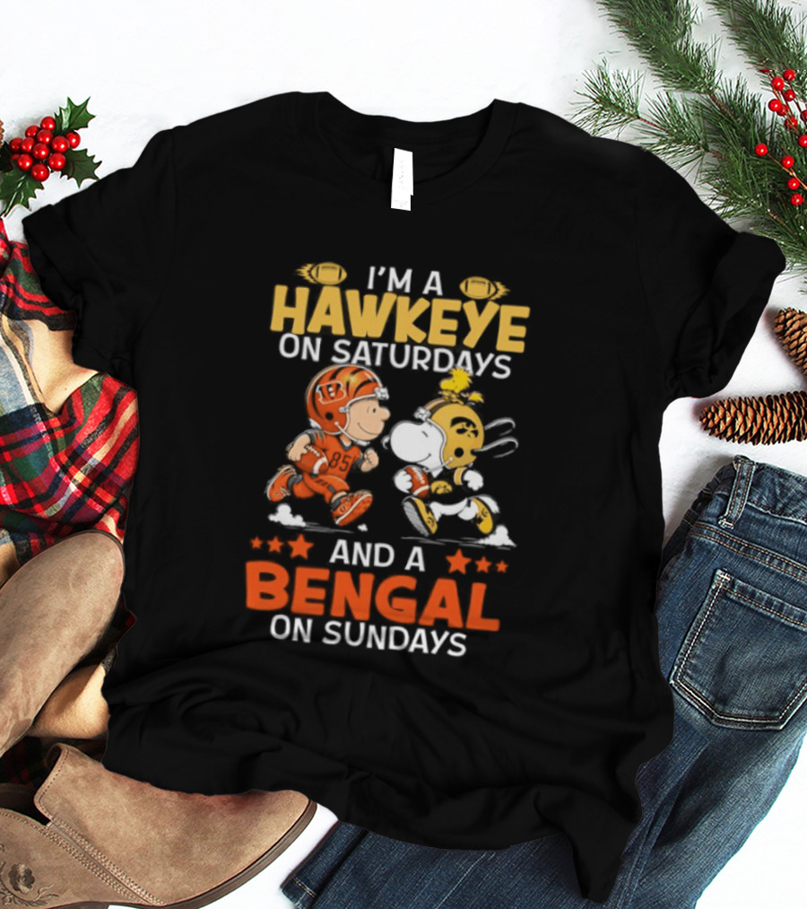 Iowa Hawkeyes Saturdays And Cincinnati Bengals Sundays Snoopy Charlie Brown T-Shirt