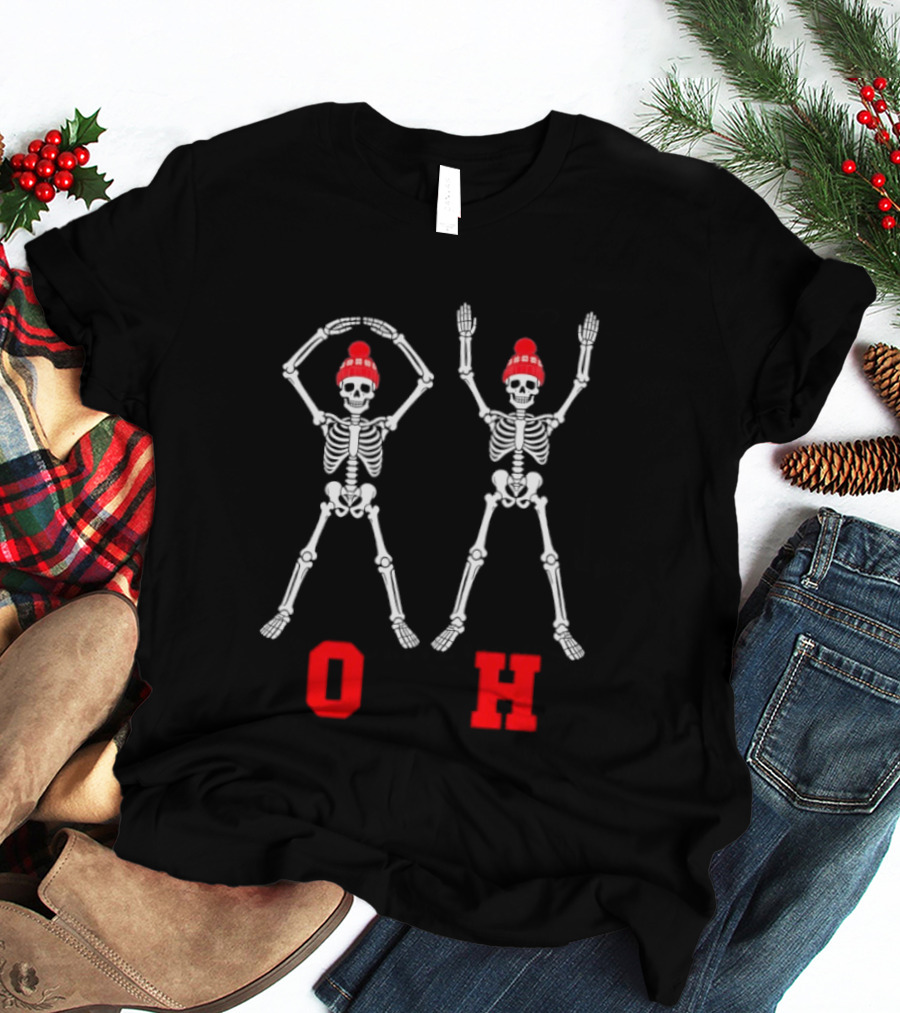 Ohio Skeleton Couple Halloween With Red Hats O H Formation T-Shirt