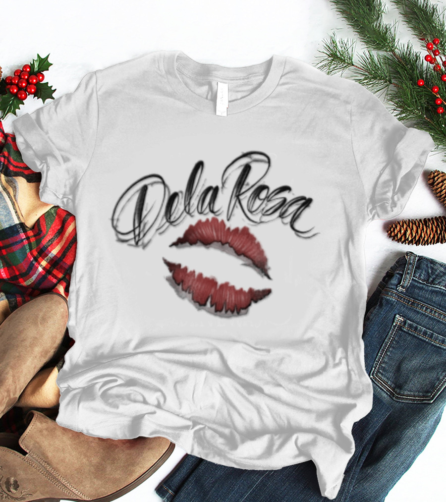 Dela Rosa Airbrushed Black Cursive Lettering Large Red Lips T-Shirt