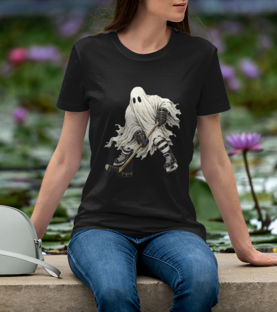 Halloween Ghost Playing Ice Hockey Costume Fun T-Shirt