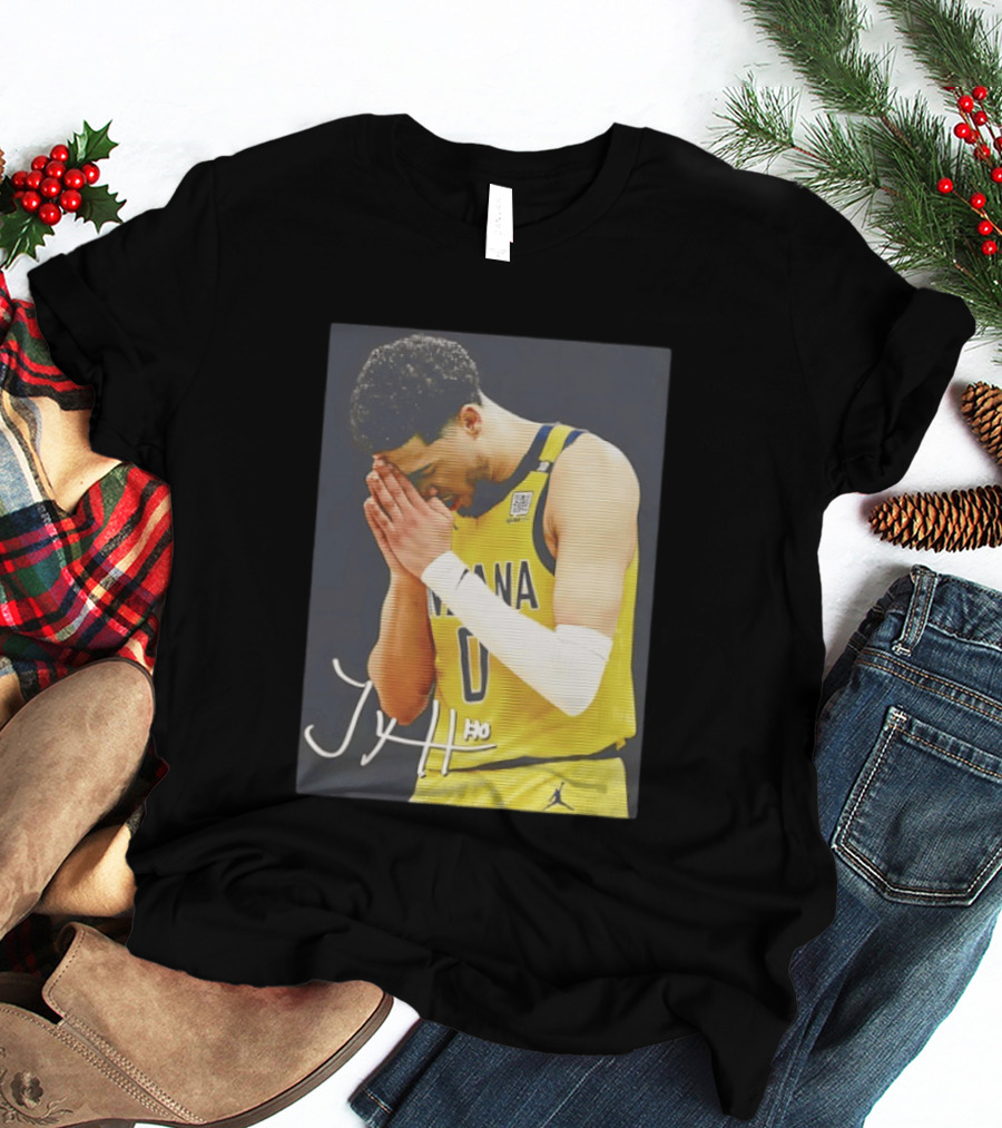 Tyrese Haliburton Indiana Pacers Praying NBA 0 JH Signature T-Shirt