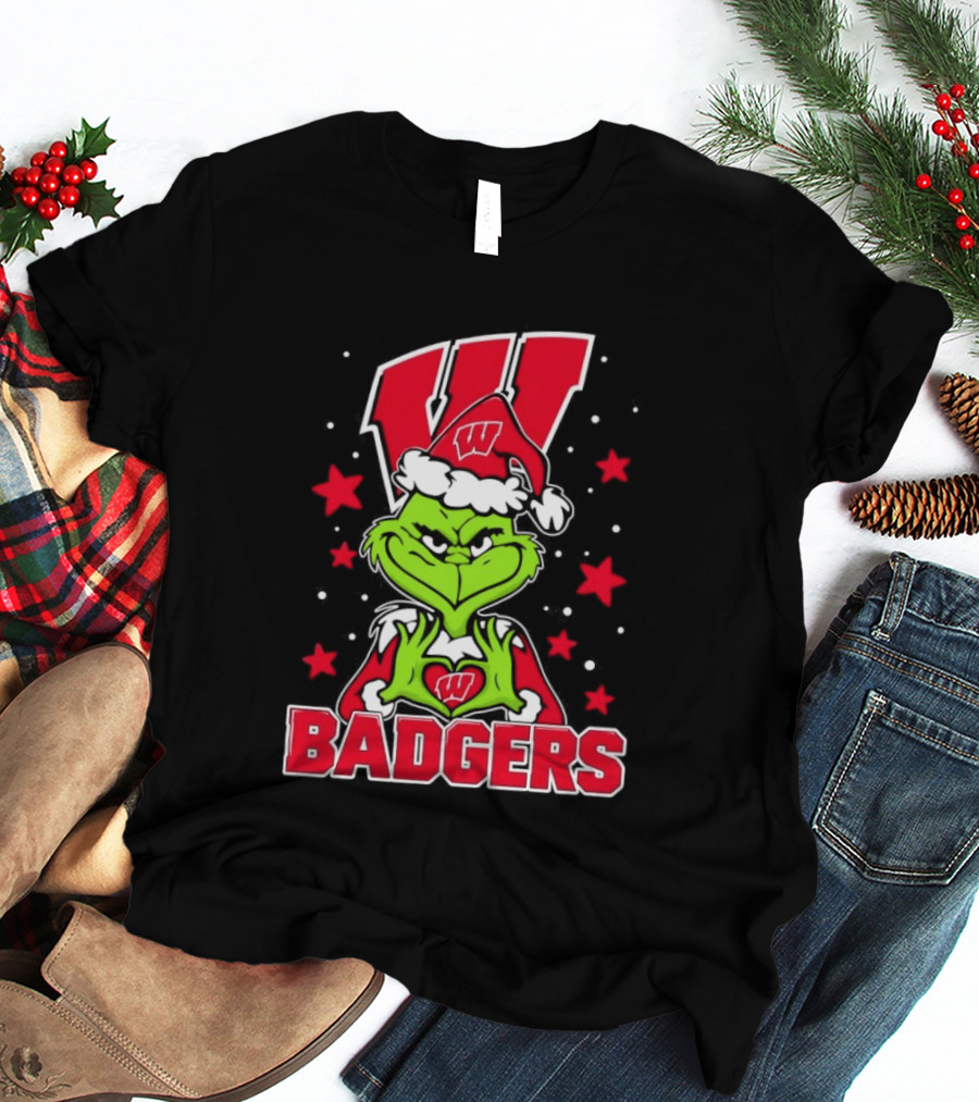 Grinch Wearing Wisconsin Badgers Hat Christmas Sports Fan T-Shirt