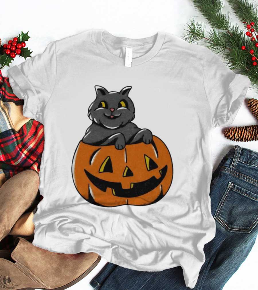 Black Cat In Jack O' Lantern Halloween Pumpkin T-Shirt