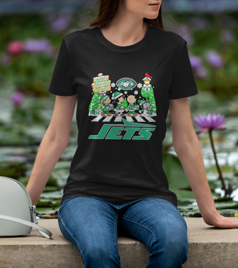 Merry Christmas Go Jets Peanuts Characters Walking Abbey Road Snowflakes T-Shirt